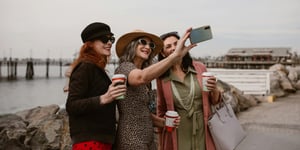 How to Plan a Group Vacation With Friends in Retirement