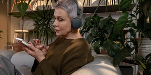 10 Benefits of Listening to Music for the Aging Brain