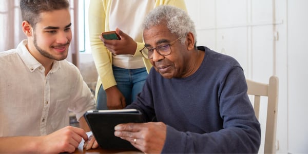 How to Help a Loved One Adapt to New Tech