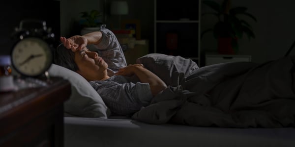 10 Helpful Tips to Fall Back Asleep After Waking Up During the Night